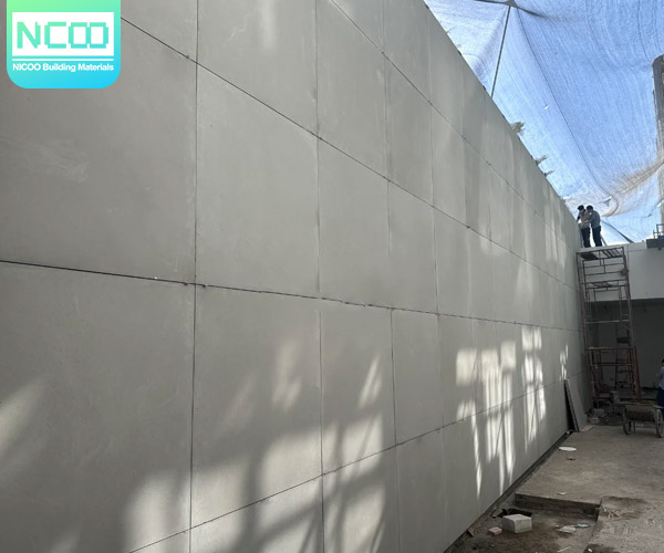 Dry Hanging Installation Of Fair-faced Concrete Slab On Exterior Wall